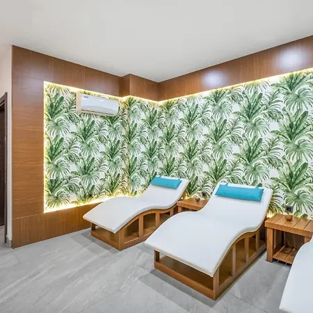 דירה Luxury 1 Bedroom Flat In אלאניה