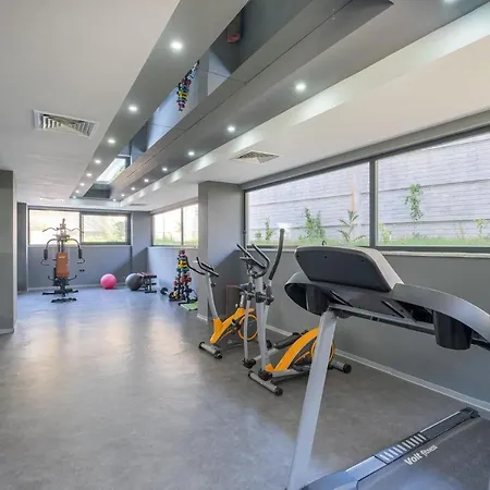 Luxury 1 Bedroom Flat In * אלאניה